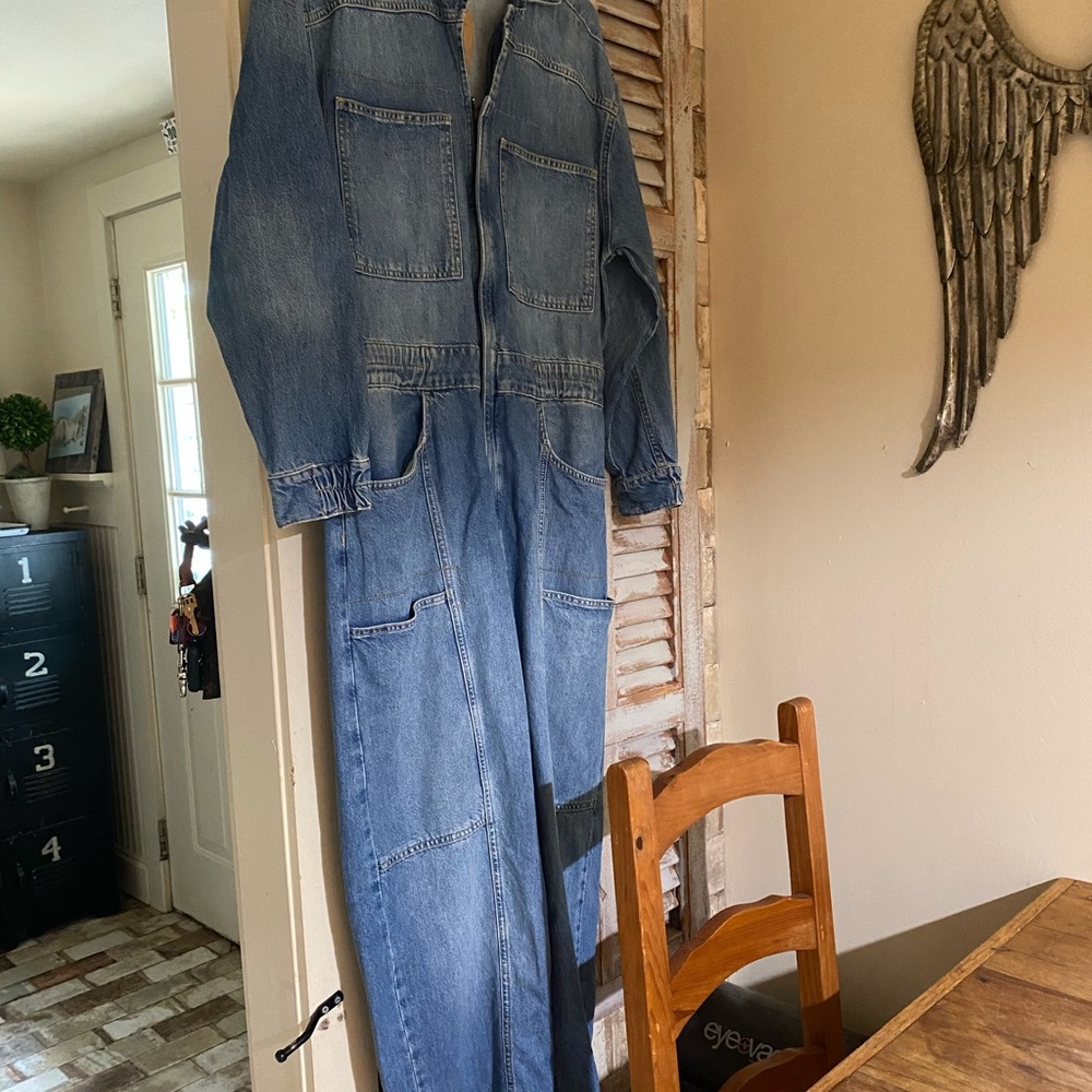👖NWOT FREE PEOPLE DENIM JUMPSUIT